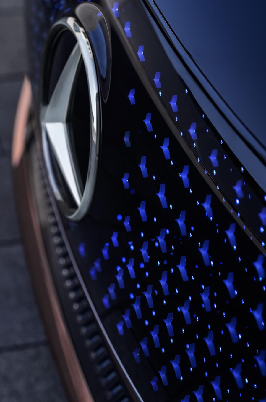 Логотип Mercedes-Benz Vision EQS 2019 года  (фото 37 из 54)